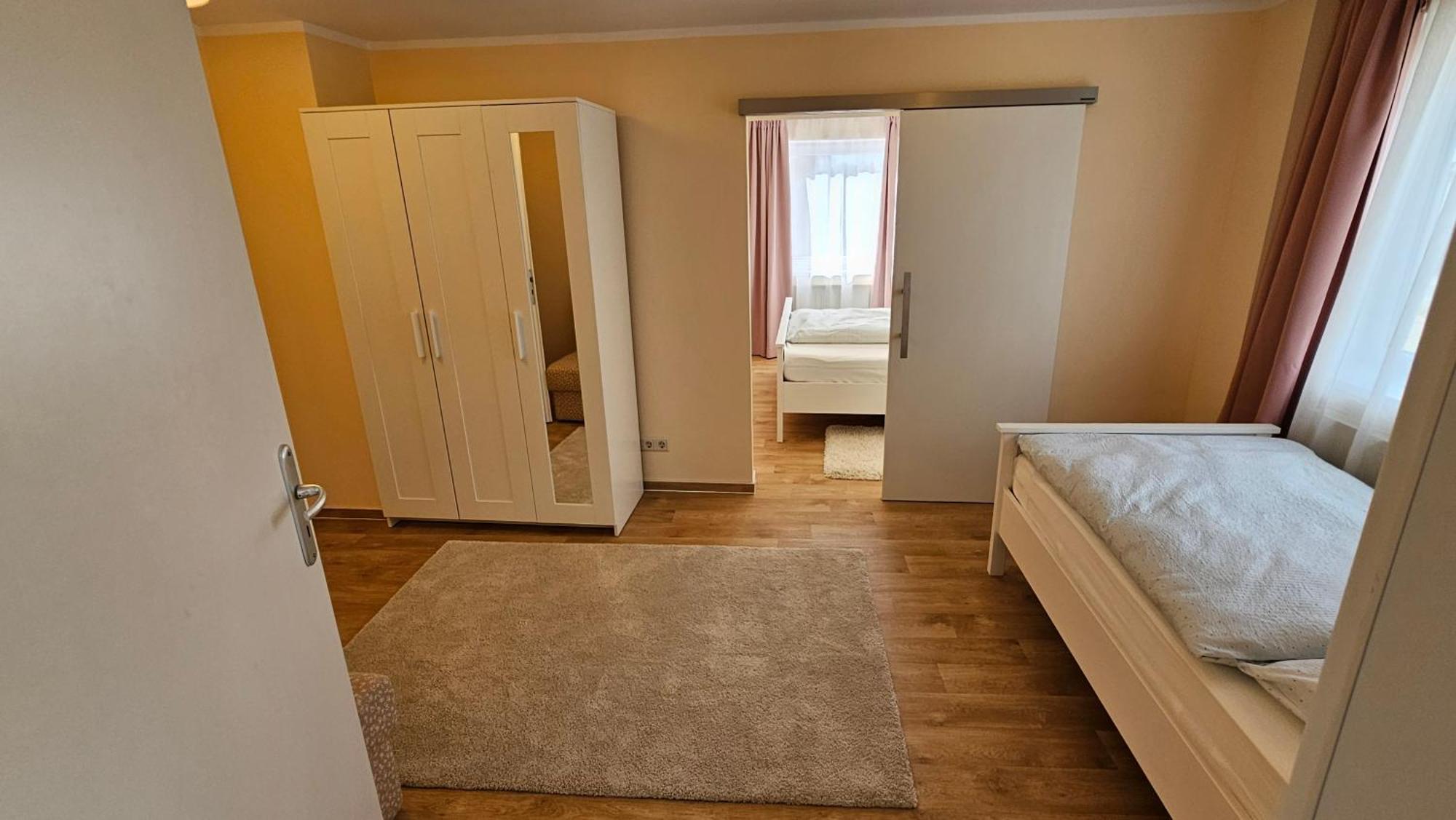 Sehr Schoenes Und Grosses Haus In - Partys Sind Nicht Gestattet Vakantiehuis *